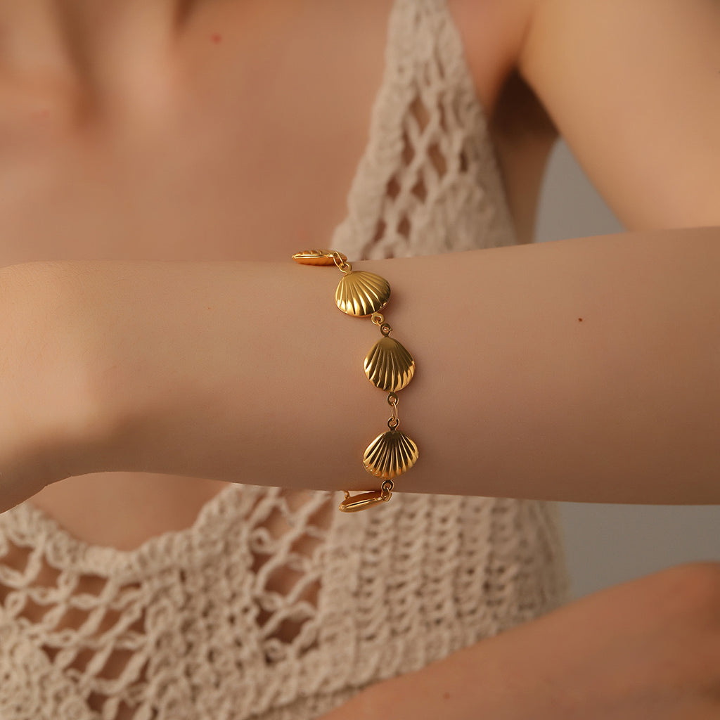 She'll Love Bracelet