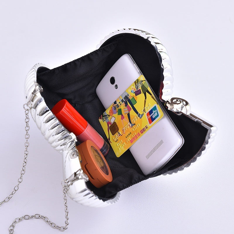 Chelsie Conch Shell Clutch Purse